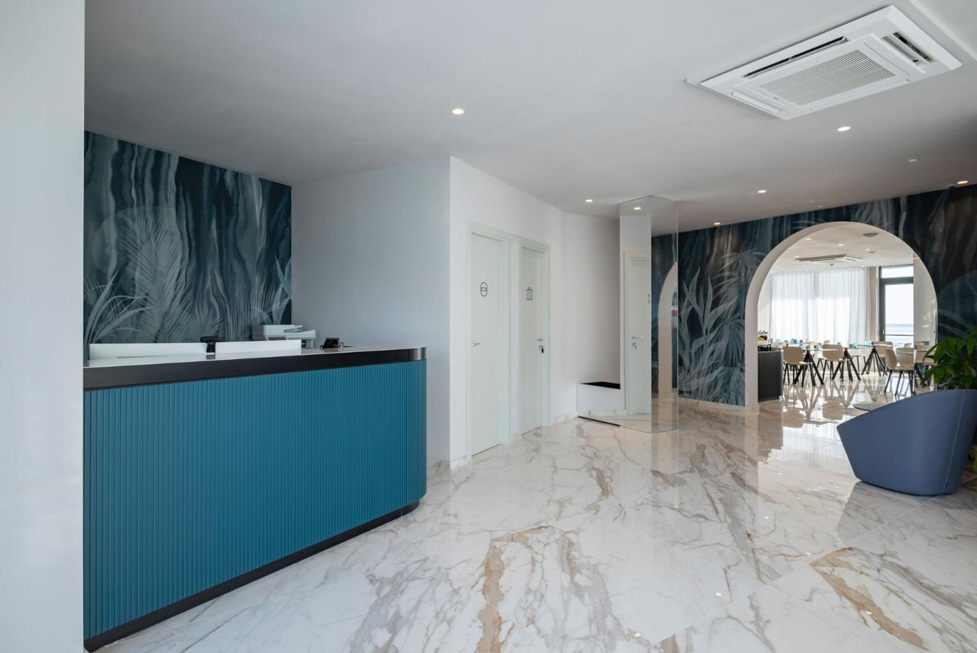 Hotel Playa Suite Fano Eksteriør bilde