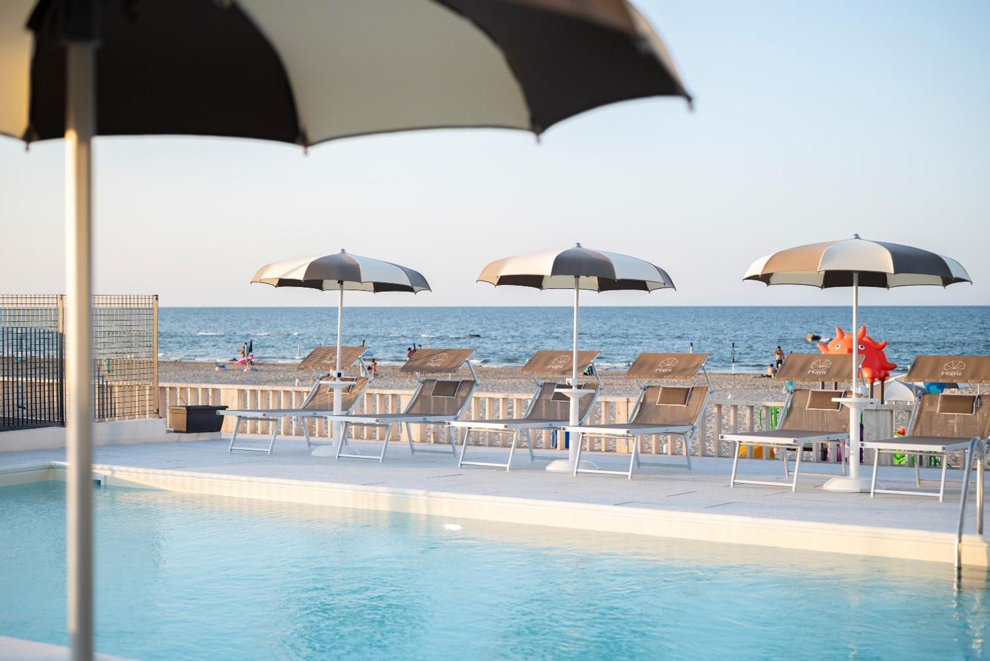 Hotel Playa Suite Fano Eksteriør bilde