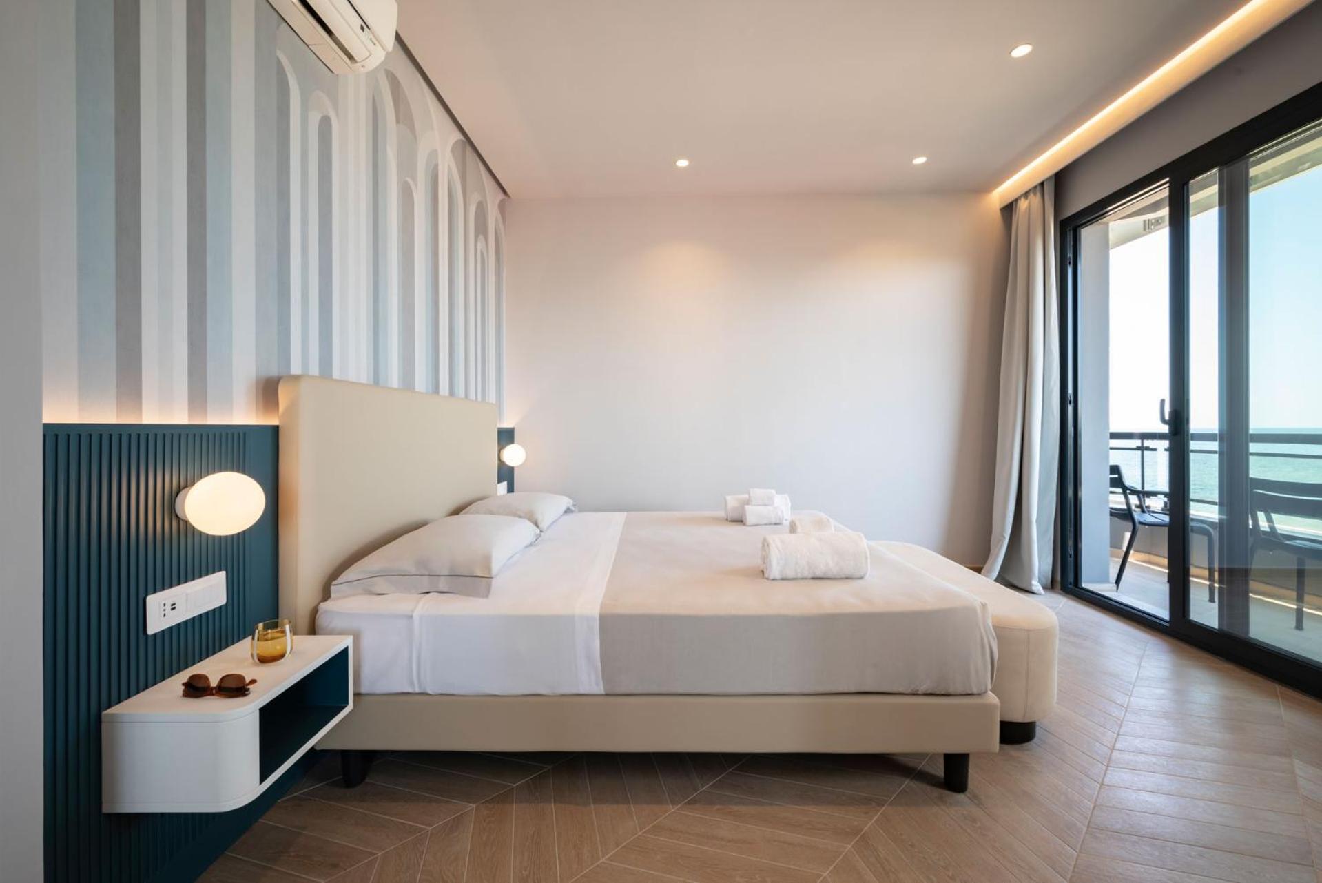Hotel Playa Suite Fano Eksteriør bilde